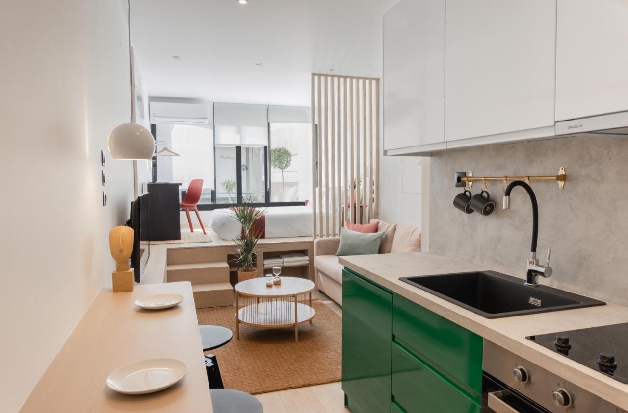 Madam Apartments - Elegant, Cozy, Comfortable, Central Ioannina Buitenkant foto